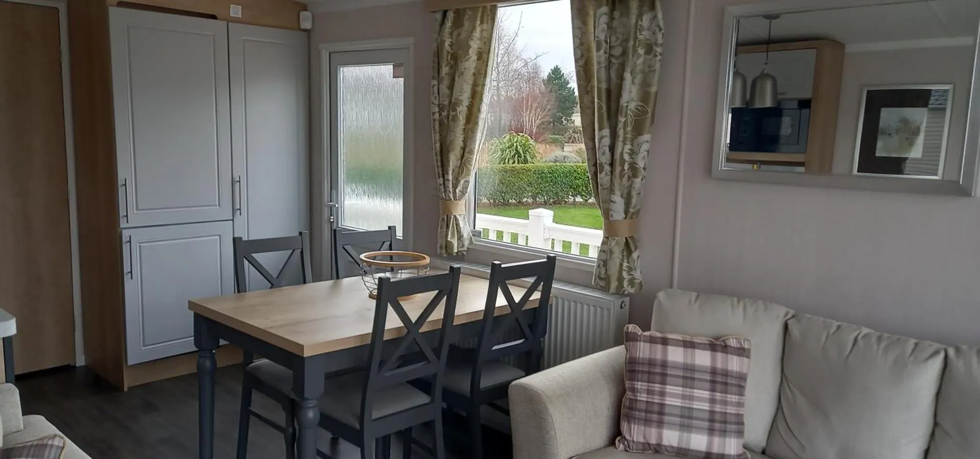 The Chill Out At Seton Sands Villa Port Seton Holiday home